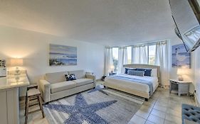 Sandpiper Studio Pcb Retreat With Resort Pool!